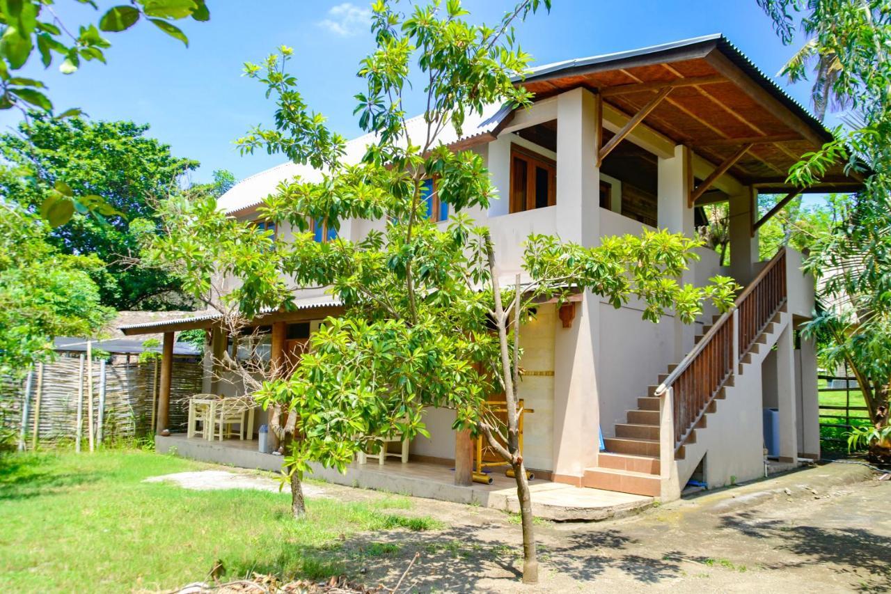 H2O Peaceful Yoga Resort Gili Air Esterno foto
