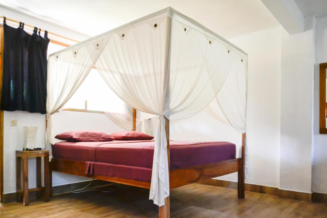 H2O Peaceful Yoga Resort Gili Air Esterno foto