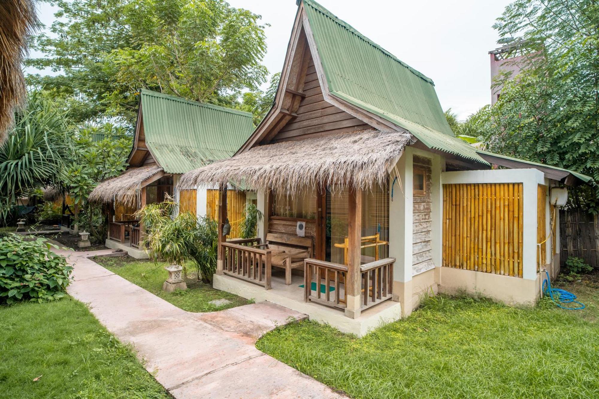H2O Peaceful Yoga Resort Gili Air Esterno foto