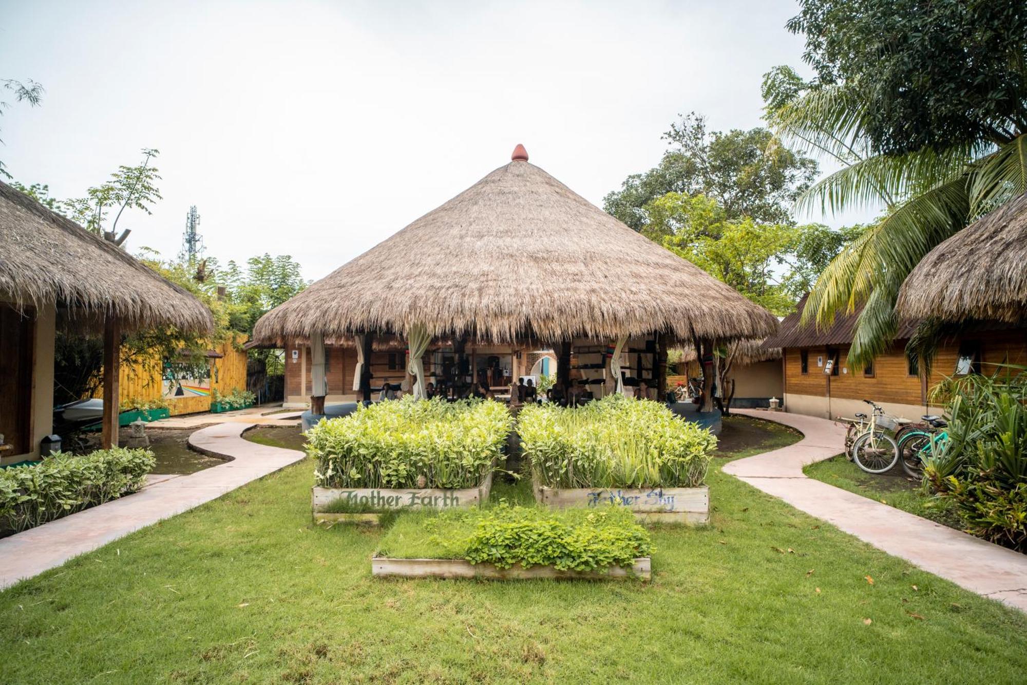 H2O Peaceful Yoga Resort Gili Air Esterno foto